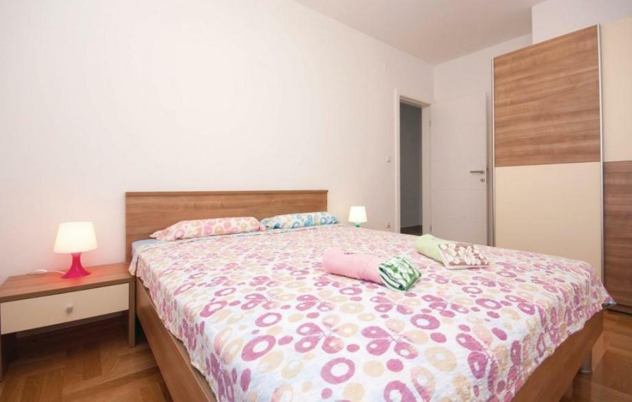 Apartmani Korenika Brodarica  Exteriör bild